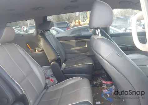 2018 Kia Sedona Lx from USA, damaged, VIN KNDMB5C18J6364548